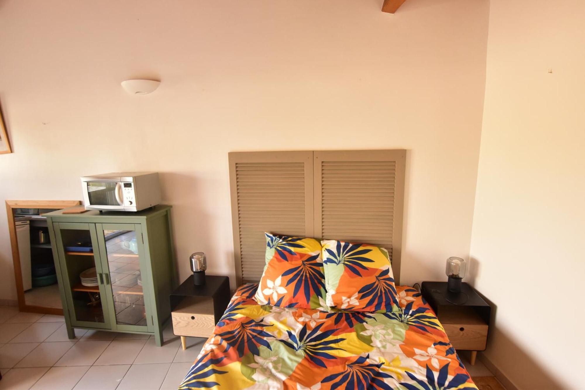Large Studio Close To The Beach Saint-Martin-de-Re Exterior photo