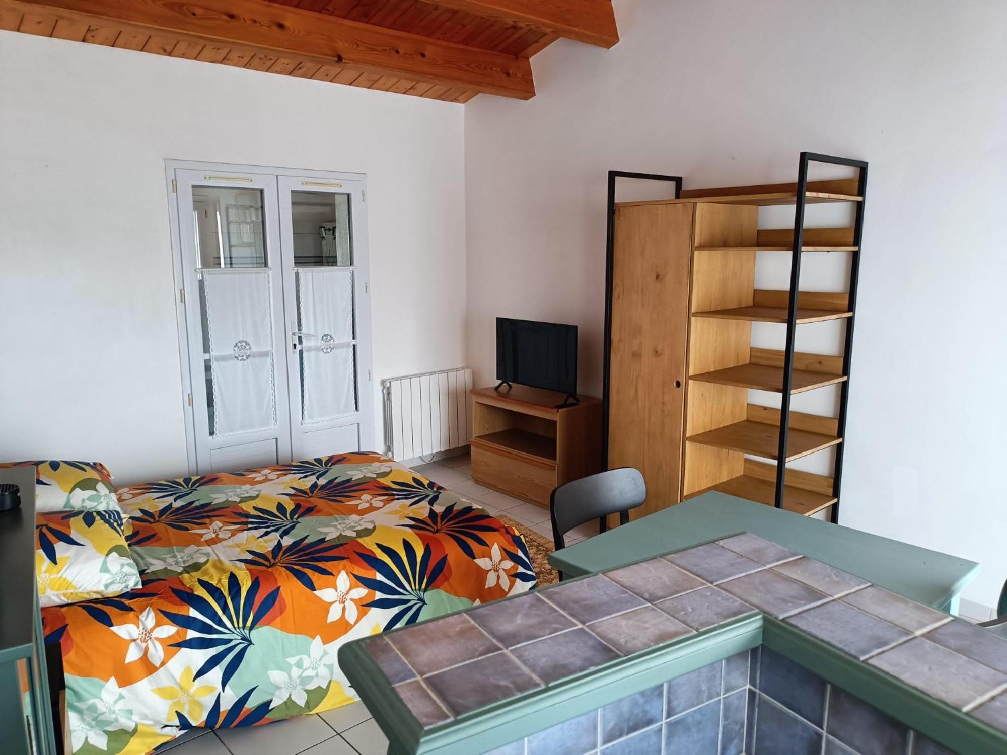 Large Studio Close To The Beach Saint-Martin-de-Re Exterior photo